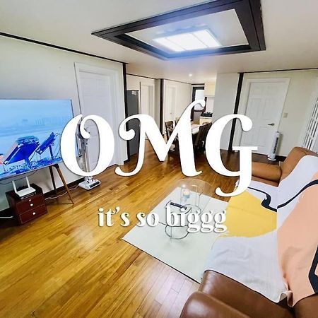 The Biggest Three Bedroom In Hongdae, Sinchon, Yonsei سيول المظهر الخارجي الصورة